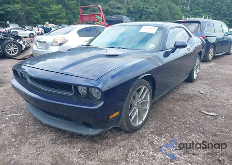 2014 Dodge Challenger Sxt from USA, damaged, VIN 2C3CDYAG3EH111175